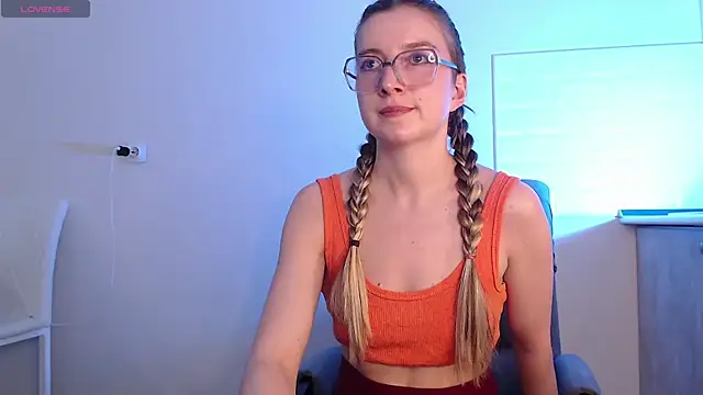 Eva Hailey  online show from 05-19-26, 04:08