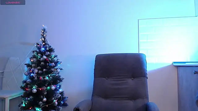 Eva Hailey  online show from 12-23-25, 04:01