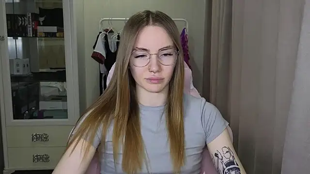 littlevildevil online show from 01-27-25, 11:54