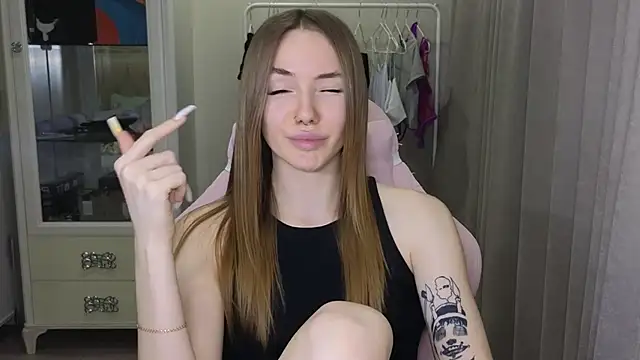 littlevildevil online show from 01-18-25, 02:12