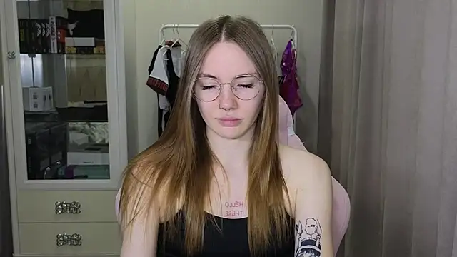 littlevildevil online show from 01-26-25, 10:12