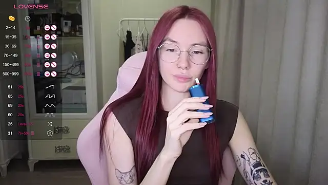littlevildevil online show from 09-16-25, 11:11
