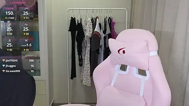 littlevildevil online show from 03-10-25, 02:05
