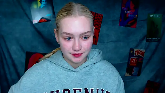 MademoiselleCl online show from 10-17-25, 06:17