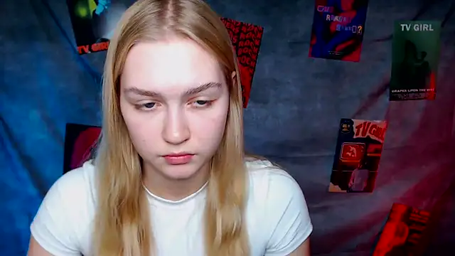 MademoiselleCl online show from 11-06-25, 01:37