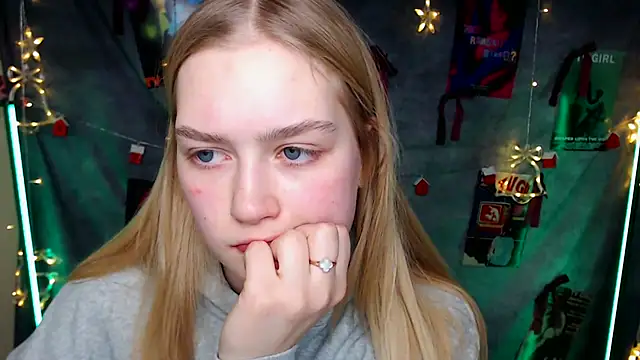 MademoiselleCl online show from 01-16-26, 01:04