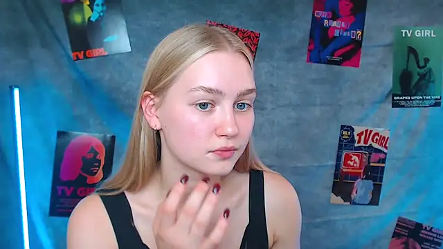 MademoiselleCl online show from 09-21-25, 12:32