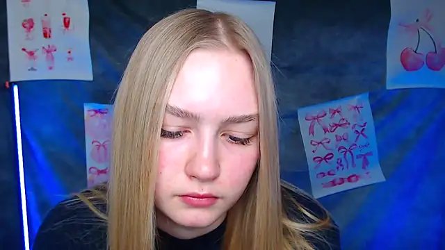 MademoiselleCl online show from 02-17-26, 07:05