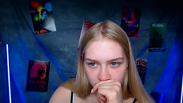 MademoiselleCl online show from 09-28-25, 06:59