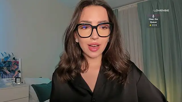 Oh My Dianee online show from 10-16-25, 08:22