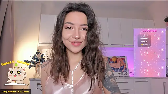 Oh My Dianee online show from 01-07-25, 07:52