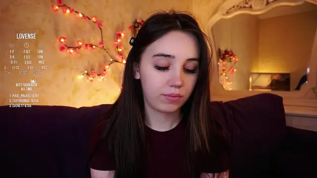 GillianDowdey online show from 02-05-26, 03:24