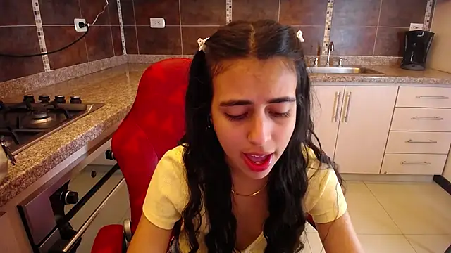 Snapshot of anna_alvarez chatting on 03-19-25, 10:44 anna alvarez online show from 03-19-25, 10:44