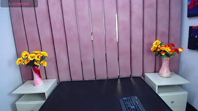 EmilyyEvans  online show from 02-08-25, 03:00