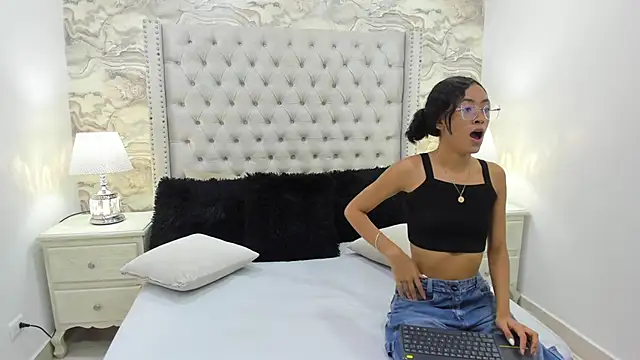 Buda and Cataleya  online show from 01-17-26, 03:15