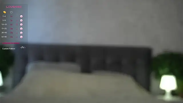 AislyEmbury online show from 09-10-25, 05:39
