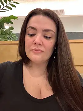 Sophie Eaton online show from 09-11-25, 07:36