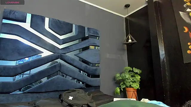 Ian Castillo  online show from 01-13-26, 11:25