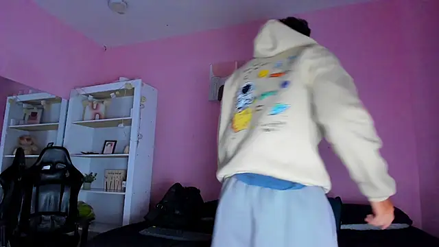 Ian Castillo  online show from 12-16-25, 11:14