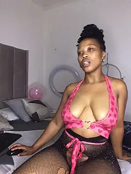 Snapshot of SZA_Doja chatting on 01-12-25, 06:59 SZA Doja online show from 01-12-25, 06:59