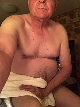 Snapshot of Tonybaloney1972 chatting on 05-06-26, 02:15 Tonybaloney1972 online show from 05-06-26, 02:15