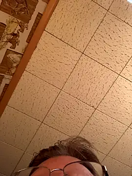 Tonybaloney1972 online show from 09-18-25, 08:56