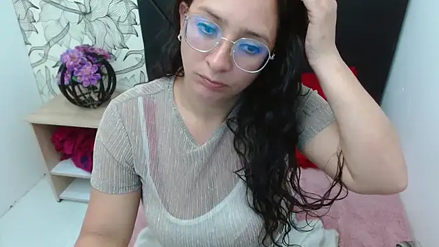 sarax ximena online show from 04-11-26, 07:45