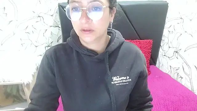 Snapshot of sarax_ximena chatting on 01-25-25, 01:41 sarax ximena online show from 01-25-25, 01:41