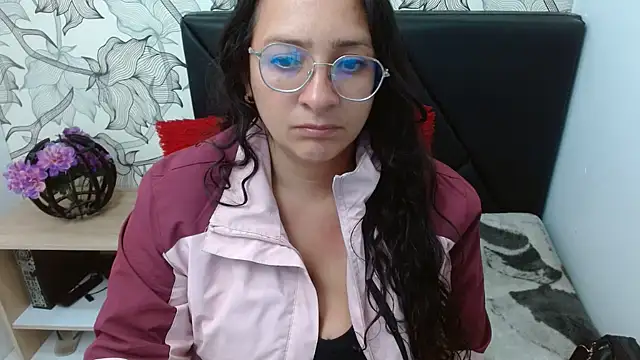 sarax ximena online show from 07-28-26, 06:21