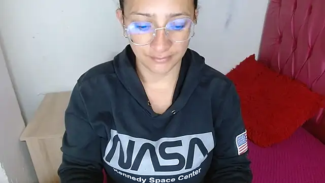 sarax ximena online show from 11-26-25, 09:42