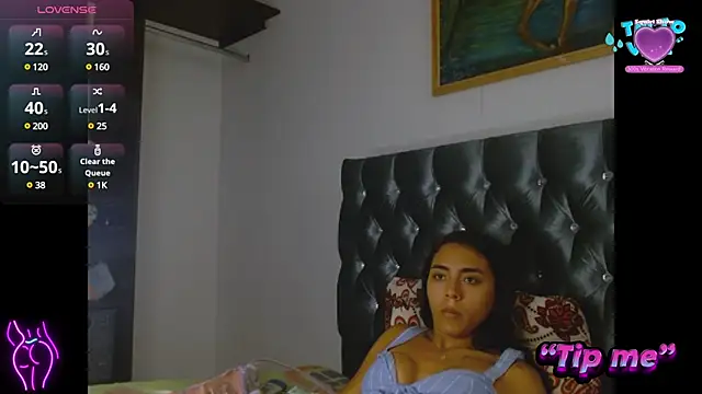 Snapshot of AntonellaAndNoah chatting on 01-11-25, 04:57 AntonellaAndNoah online show from 01-11-25, 04:57