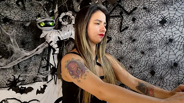 julietta   jackson online show from 10-17-25, 08:21