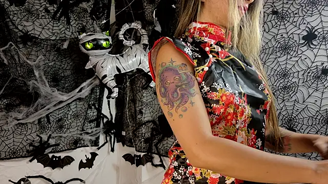 julietta   jackson online show from 10-18-25, 04:53