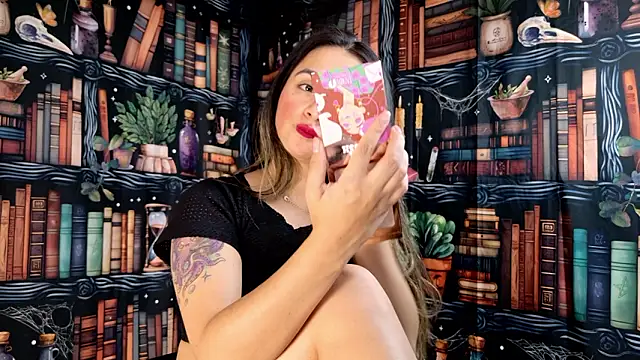 Snapshot of julietta___jackson chatting on 02-28-26, 06:07 julietta jackson online show from 02-28-26, 06:07