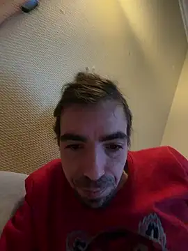 wolfwhite95 online show from 02-18-26, 07:39