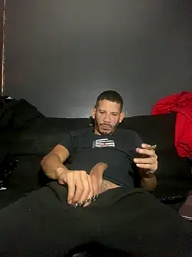 Chico Bellaco online show from 12-20-25, 05:43