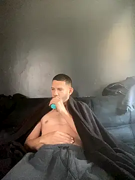 Chico Bellaco online show from 11-29-25, 02:39