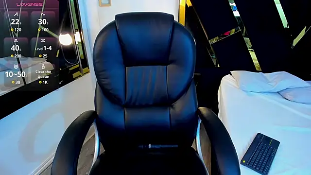 ninfomaria  online show from 02-12-25, 10:37