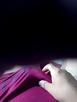 Snapshot of rayhot69 chatting on 04-14-26, 04:45 rayhot69 online show from 04-14-26, 04:45