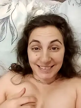 ShelaDiass online show from 12-19-25, 04:09