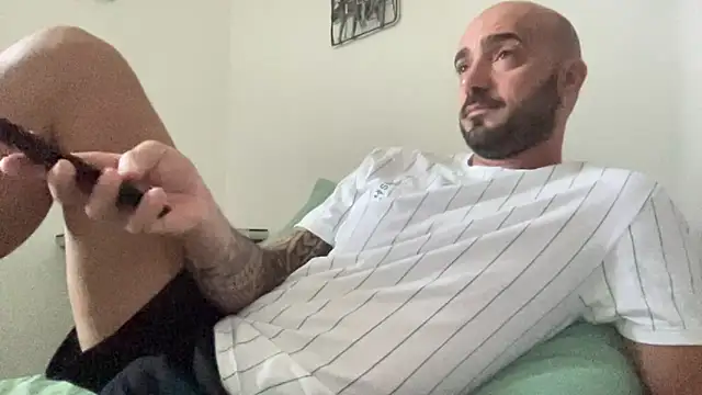 alessandromori91 online show from 09-14-25, 07:31