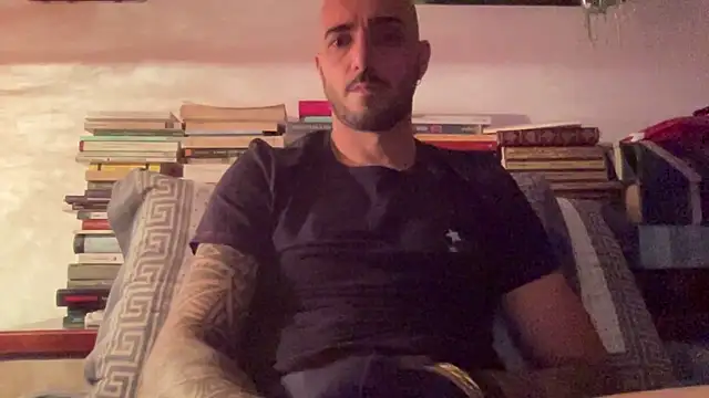 Snapshot of alessandromori91 chatting on 05-18-26, 09:08 alessandromori91 online show from 05-18-26, 09:08