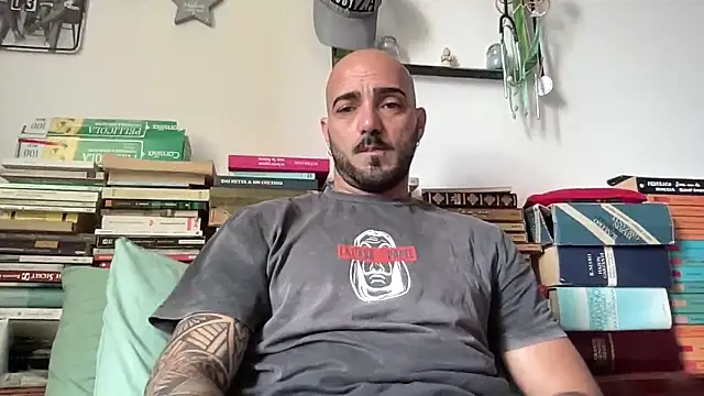 Snapshot of alessandromori91 chatting on 05-11-26, 08:27 alessandromori91 online show from 05-11-26, 08:27