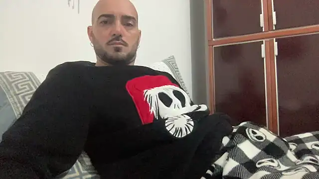 alessandromori91 online show from 12-22-25, 10:15