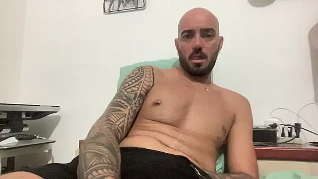 alessandromori91 online show from 09-13-25, 07:25