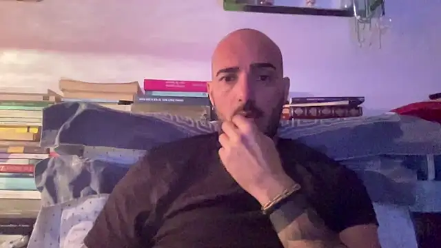 Snapshot of alessandromori91 chatting on 05-21-26, 07:22 alessandromori91 online show from 05-21-26, 07:22