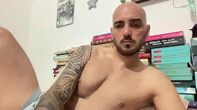 Snapshot of alessandromori91 chatting on 06-17-26, 09:36 alessandromori91 online show from 06-17-26, 09:36