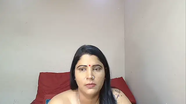 Snapshot of XIndianintimacy chatting on 01-31-25, 10:42 XIndianintimacy online show from 01-31-25, 10:42