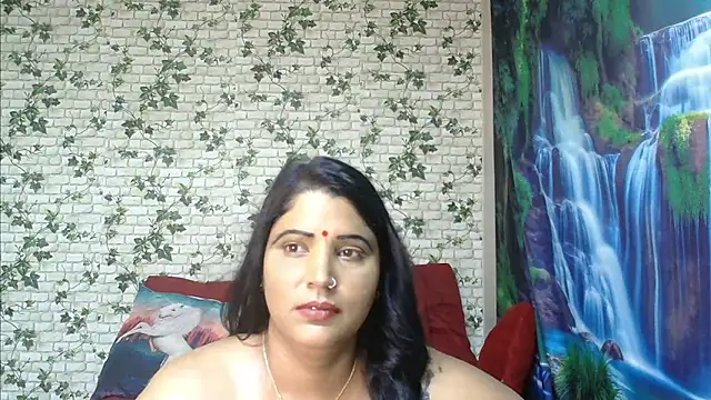Snapshot of XIndianintimacy chatting on 03-07-25, 10:32 XIndianintimacy online show from 03-07-25, 10:32