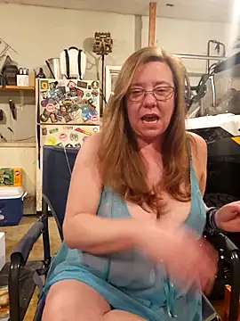 MsShelby40 online show from 11-23-25, 12:20